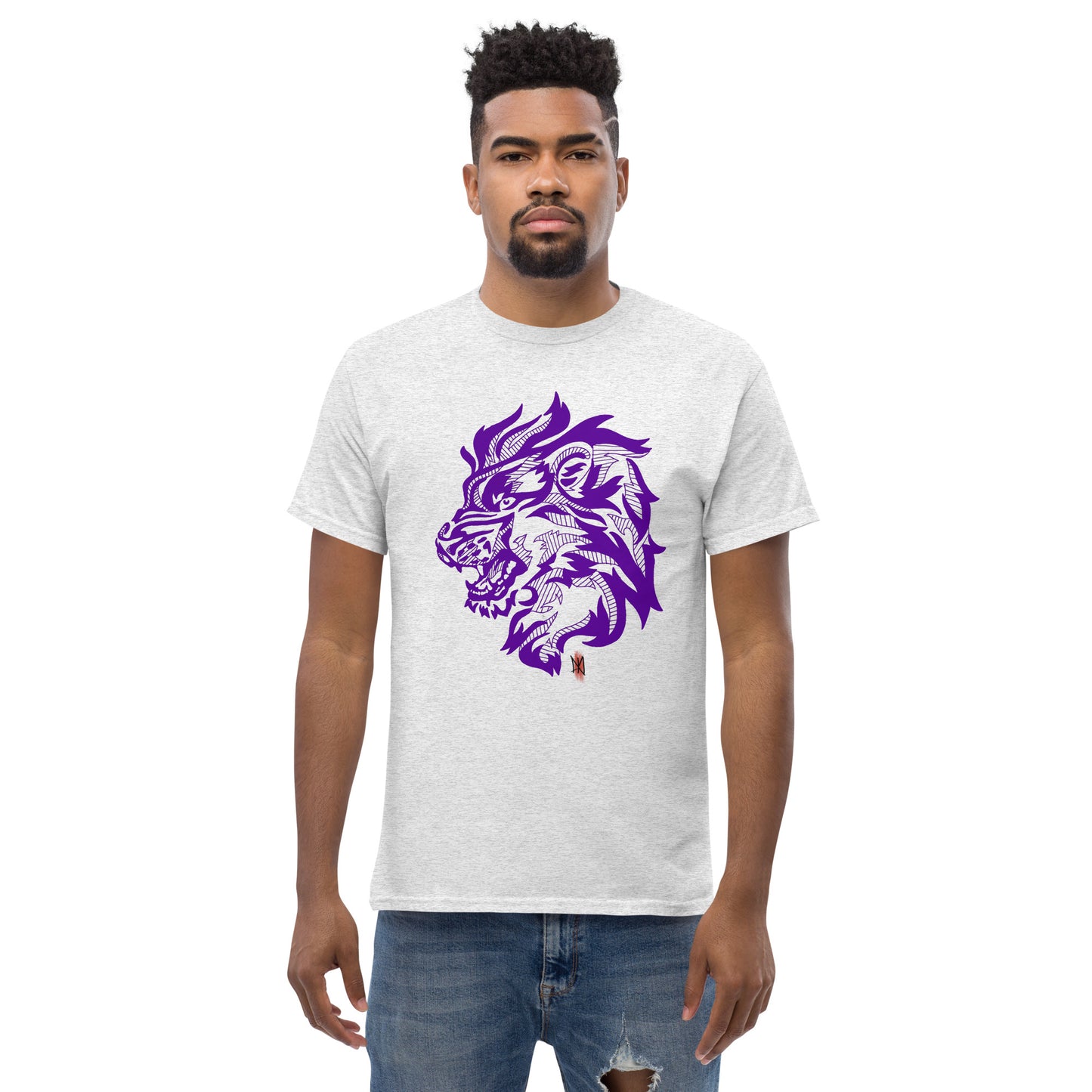 T-Shirt with Animalistic Lion Design