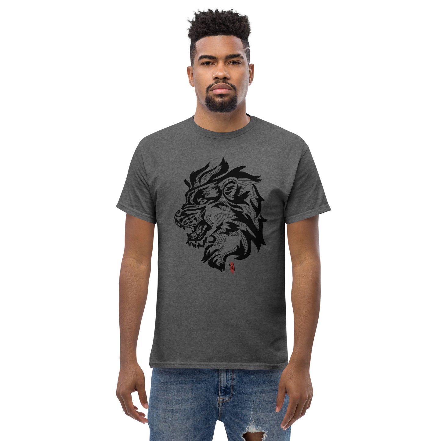 T-Shirt with Animalistic Lion Design